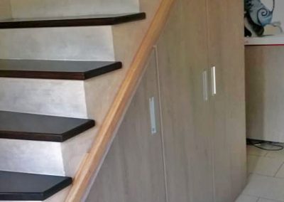 Ets Acolet & Fils - Rangement sous escalier